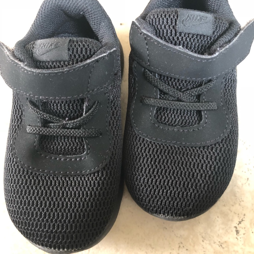 Toddler Nike running shoes